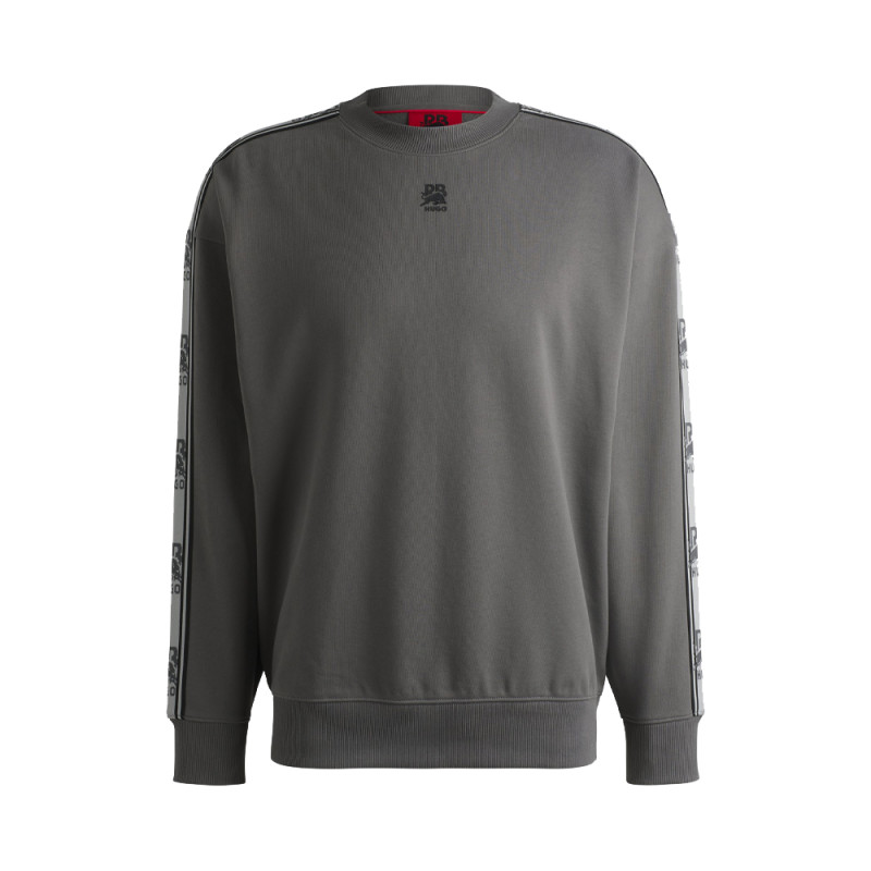 SWEATSHIRT EN COTON ÉPONGE NOIR HUGO X RB AVEC BANDE DE MARQUE DUSTRIP_RB